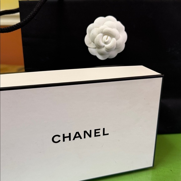 CHANEL Handbags - Chanel Black and White Gift Set